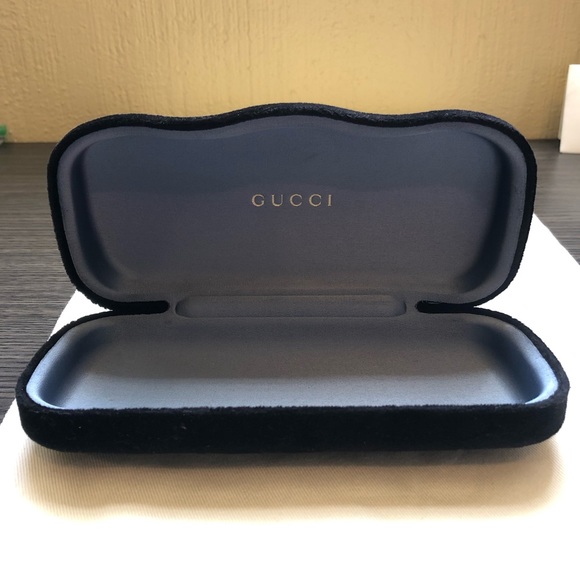Gucci Non-Prescription Designer Glasses (GG0332O) - Picture 5 of 6